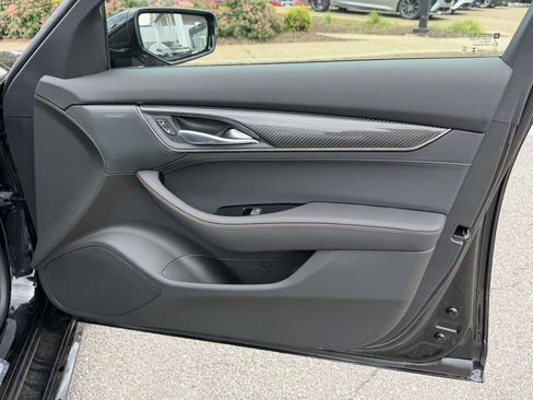 New 2026 Cadillac CT5 V w/ Technology Package AWD/4WD image 8