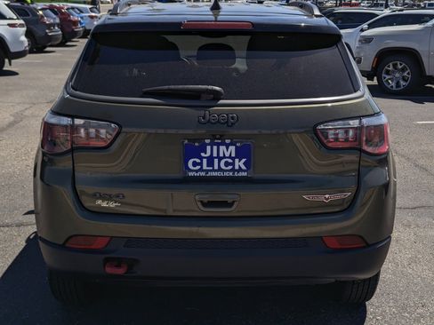 Used 2019 Jeep Compass Trailhawk AWD/4WD image 3