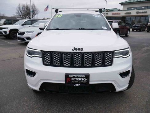 Used 2020 Jeep Grand Cherokee Altitude image 3