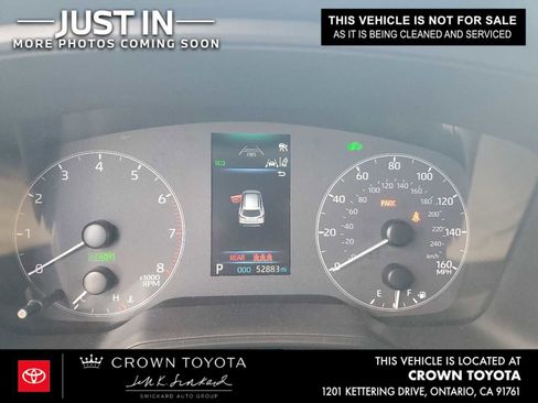 Used 2024 Toyota Corolla Cross AWD Hybrid w/ Moonroof Package image 5