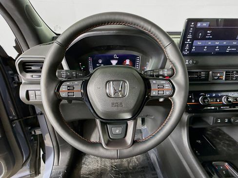 New 2026 Honda Pilot TrailSport image 11