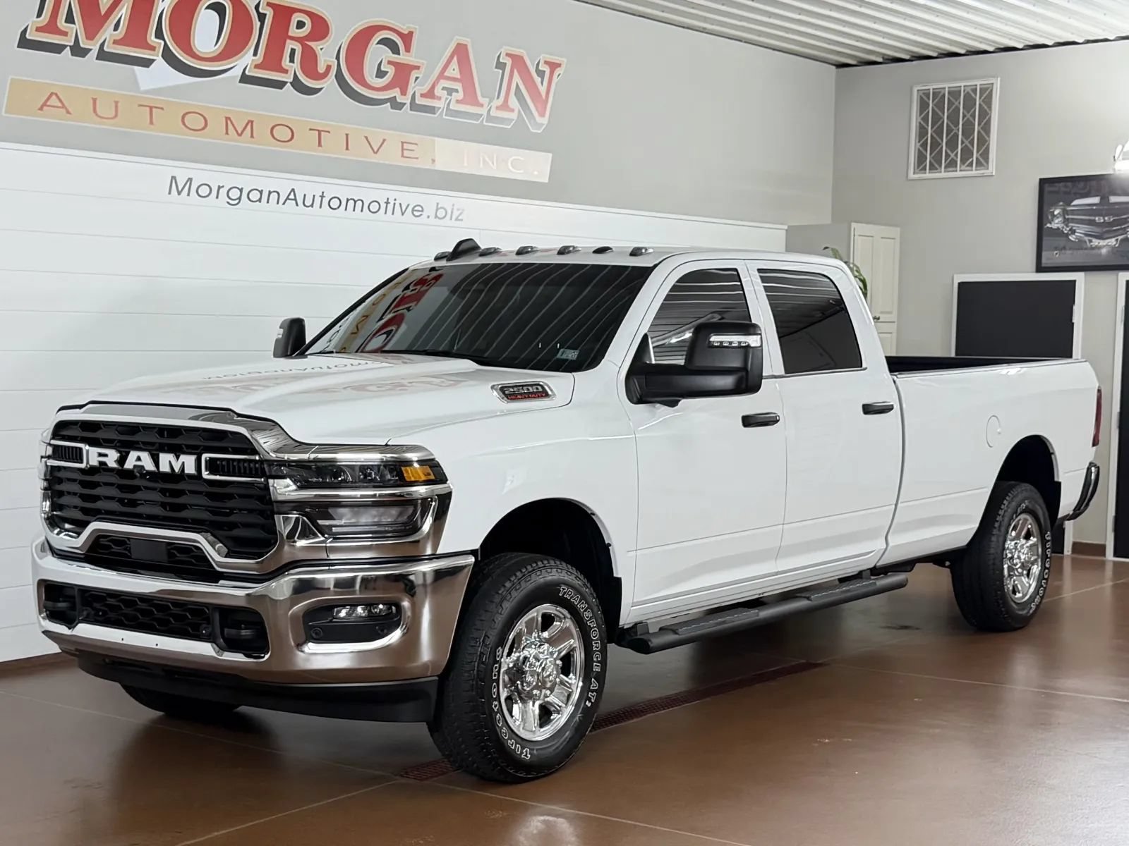 Used 2025 RAM 2500 Tradesman AWD/4WD image 7