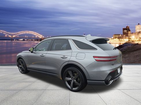 Used 2025 Genesis GV70 2.5T w/ Sport Prestige Package image 3