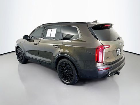 Used 2022 Kia Telluride SX w/ Nightfall Edition Package AWD/4WD image 5