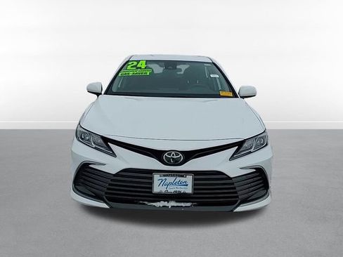 Used 2024 Toyota Camry LE image 2