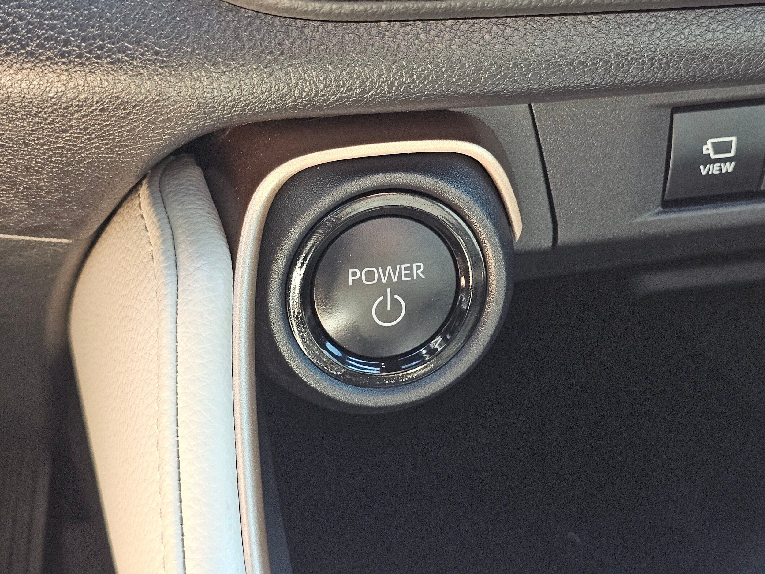 Used 2025 Toyota Grand Highlander AWD Hybrid image 32