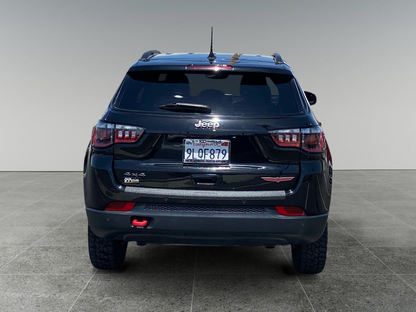 Used 2024 Jeep Compass Trailhawk AWD/4WD image 4