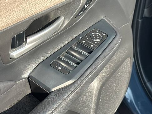 Used 2025 Toyota Grand Highlander FWD image 21
