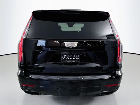 Used 2025 Cadillac Escalade Sport w/ Touring Package AWD/4WD image 6