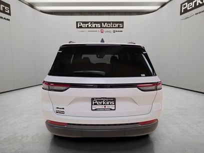 New 2026 Jeep Grand Cherokee Altitude