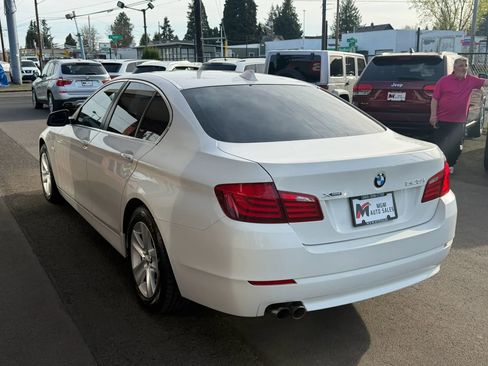 Used 2013 BMW 528i xDrive Sedan AWD/4WD image 5