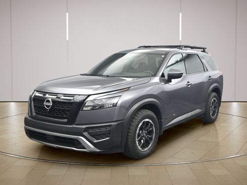 Certified 2025 Nissan Pathfinder Rock Creek AWD/4WD image 3