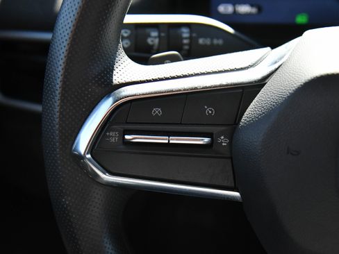 Used 2024 Honda Prologue EX image 34