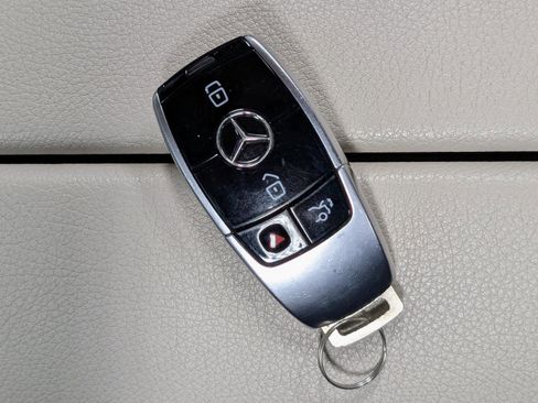 Used 2019 Mercedes-Benz E 450 Cabriolet image 44