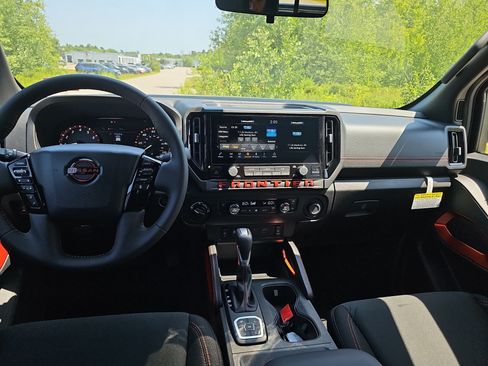New 2026 Nissan Frontier PRO-4X w/ Tow Package AWD/4WD image 3