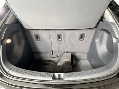 Used 2020 Chevrolet Bolt LT FWD image 26