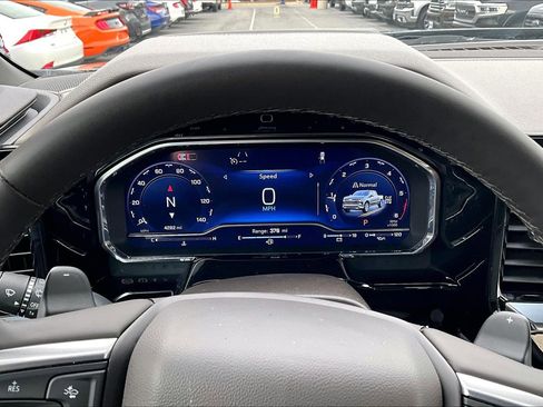 Used 2024 Chevrolet Silverado 1500 LTZ image 26