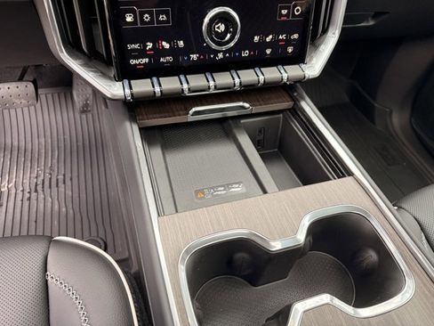 New 2026 GMC Acadia Denali w/ Super Cruise Package image 24