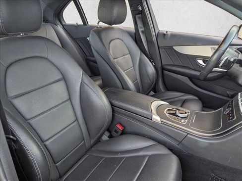 Used 2019 Mercedes-Benz C 300 Sedan image 21