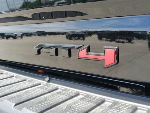 New 2026 GMC Sierra 2500 AT4 w/ AT4 Premium Plus Package AWD/4WD image 8