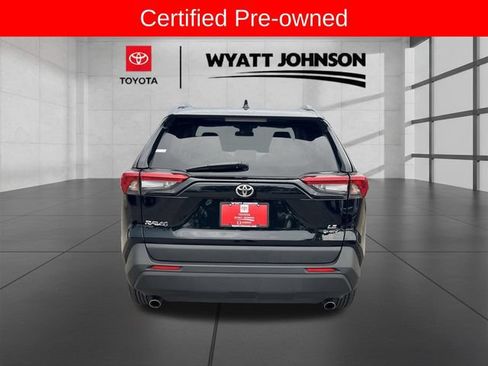 Certified 2025 Toyota RAV4 LE AWD/4WD image 4