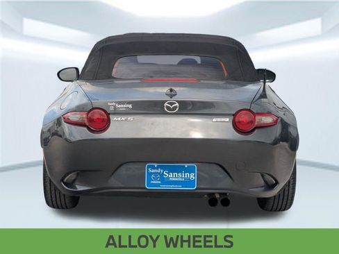 Used 2016 MAZDA MX-5 Miata Grand Touring RWD image 5