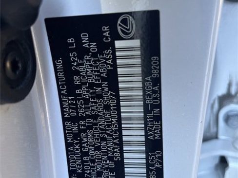 Used 2021 Lexus ES 300h Ultra Luxury w/ Accessory Package 2 image 34