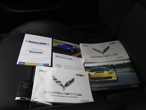Used 2016 Chevrolet Corvette Stingray Coupe w/ Carbon Flash Badge Package RWD image 46