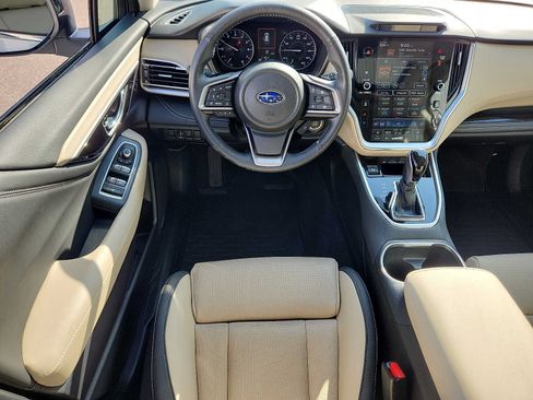Used 2025 Subaru Outback Limited AWD/4WD image 11