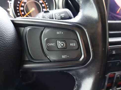 Used 2020 Jeep Wrangler Unlimited Sport S image 36