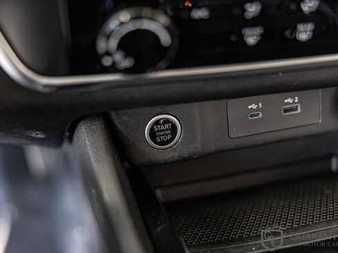 Used 2021 Nissan Rogue S image 27