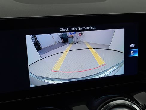 Used 2023 Mercedes-Benz GLA 250 4MATIC image 50