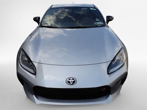 New 2025 Toyota GR86 Premium image 13