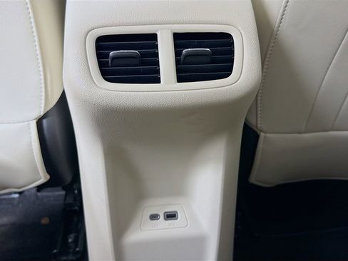 Used 2023 Buick Envision Preferred image 25