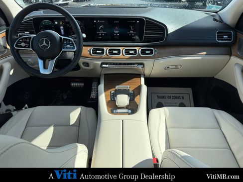 Certified 2022 Mercedes-Benz GLS 450 4MATIC image 2