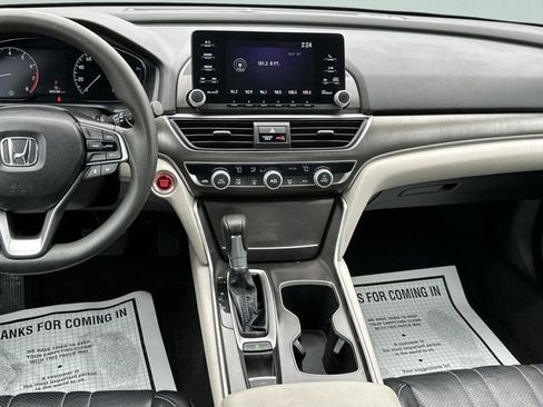Used 2018 Honda Accord LX image 16