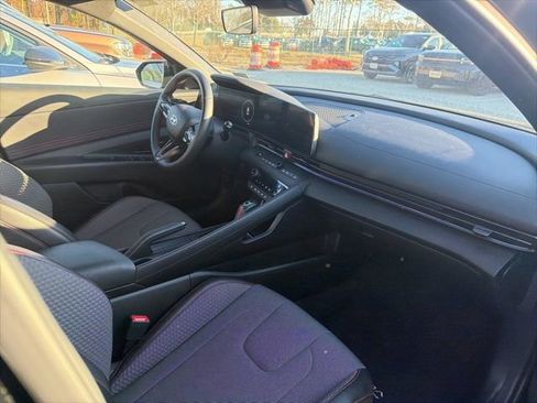 Used 2024 Hyundai Elantra N Line image 13