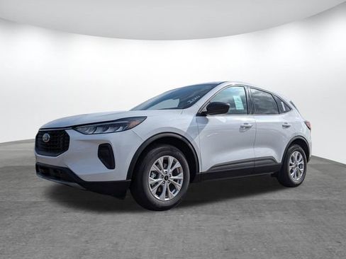 New 2026 Ford Escape Active image 2