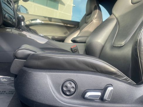 Used 2014 Audi RS 5 Cabriolet image 27