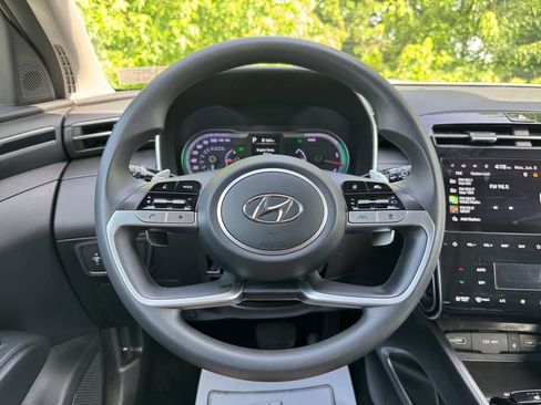 Used 2024 Hyundai Tucson Blue AWD/4WD image 15