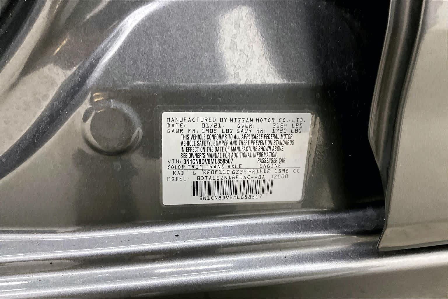 Used 2021 Nissan Versa S FWD image 34