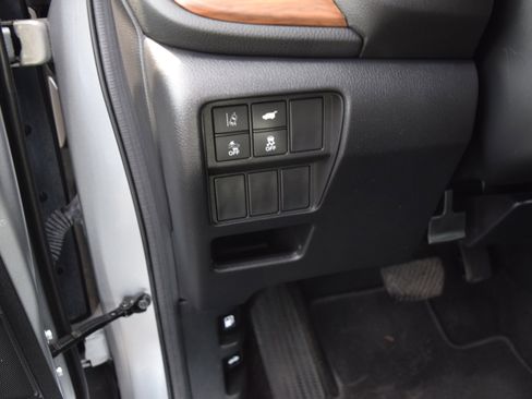 Used 2020 Honda CR-V EX-L image 11
