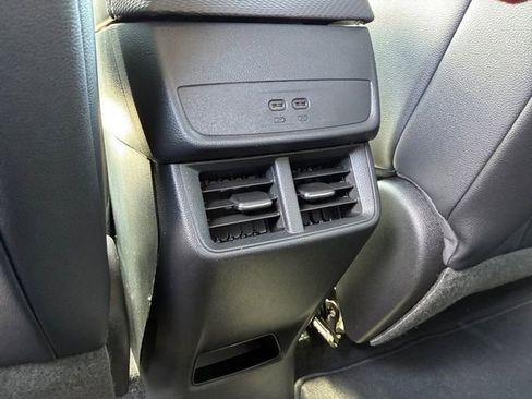 New 2026 Chevrolet Equinox LT w/ Convenience Package II FWD image 18