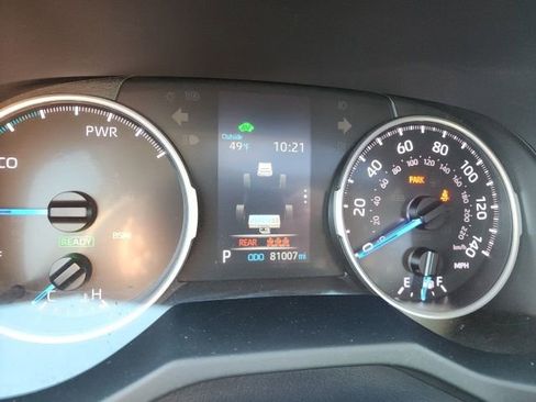 Used 2021 Toyota RAV4 XLE Premium image 19