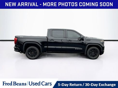 Used 2024 GMC Sierra 1500 Pro w/ Graphite Edition image 9