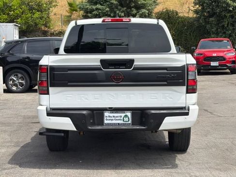 Used 2025 Nissan Frontier Pro-X RWD image 5