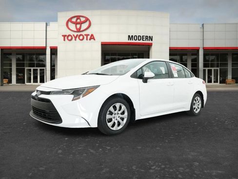 New 2026 Toyota Corolla LE image 17