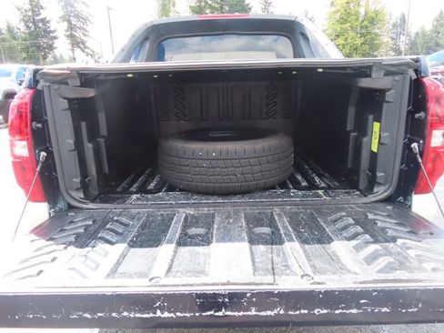 Used 2008 Chevrolet Avalanche LT AWD/4WD image 8