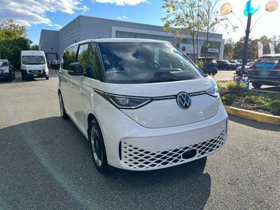 New 2025 Volkswagen ID. Buzz Pro S