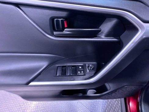 Used 2024 Toyota RAV4 LE image 12